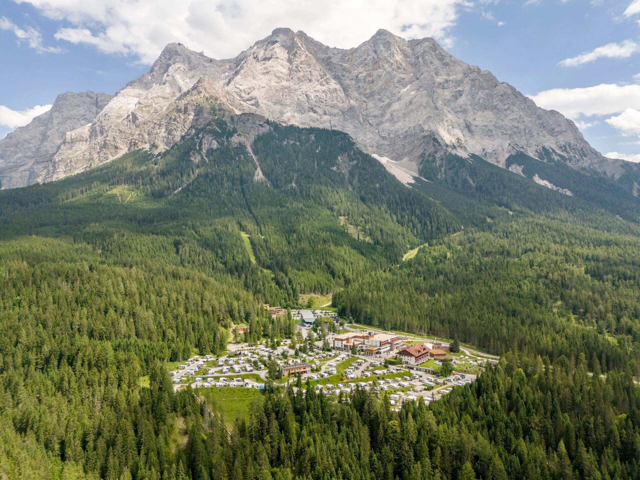 Zugspitzresort2-scaled.jpeg